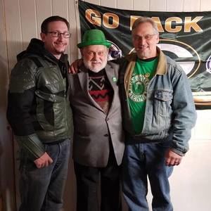 Meet your Posher, Kenneth